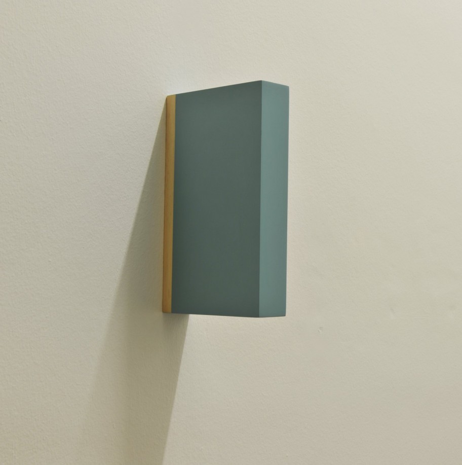 Joe Scanlan Cameo, 2008 Holz, Emaillack 5 x 30 x 20 cm 