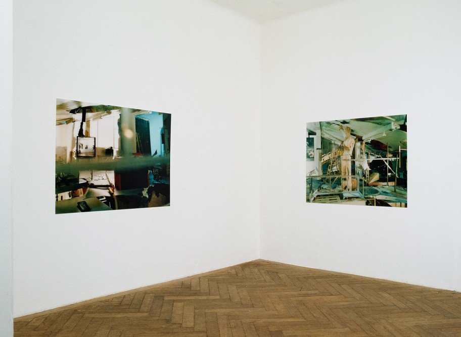 Lois Renner  Exhibition view, Raum Aktueller Kunst, 1996 